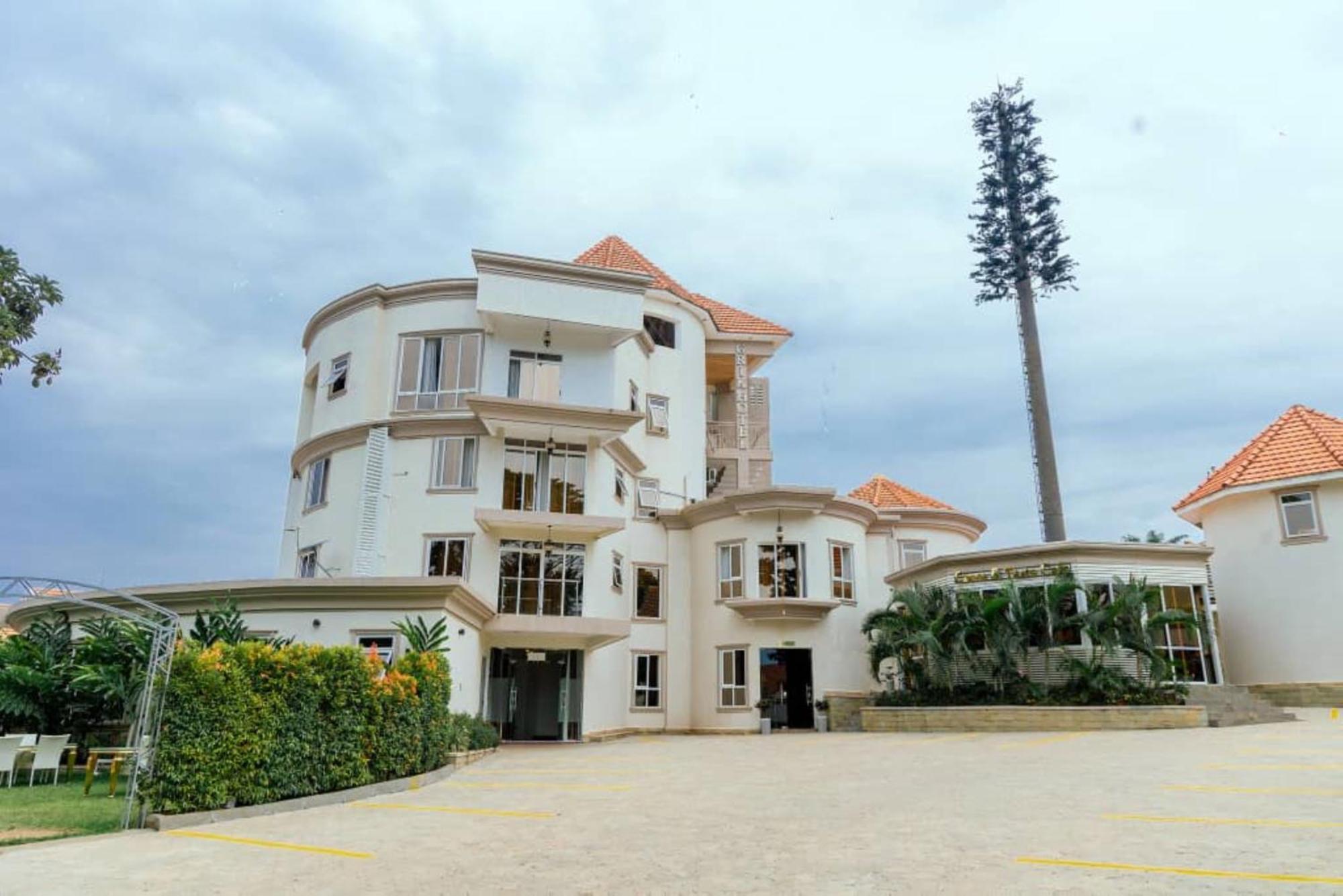 Grik Hotel - Entebbe Exterior photo